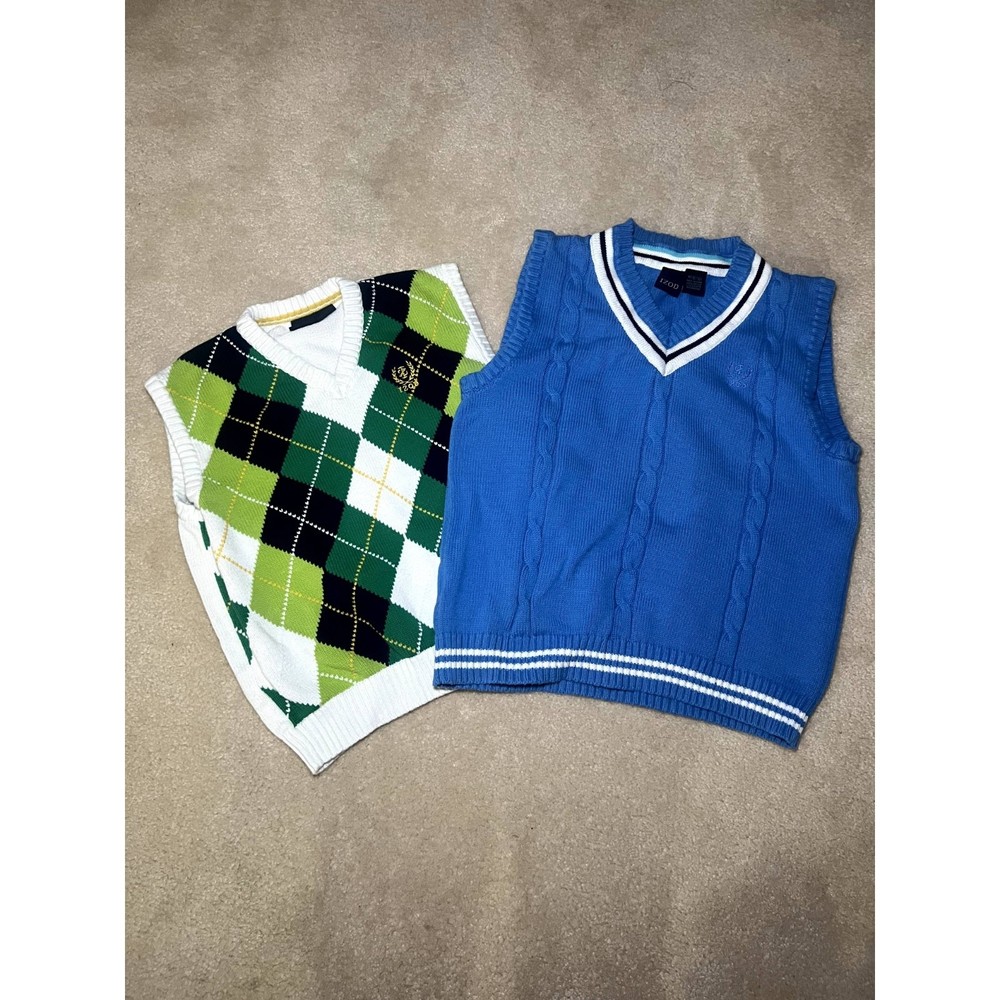 2 medium IZOD vests